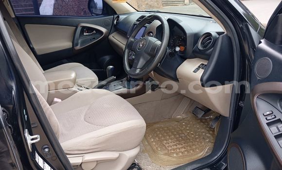 Buy Used Toyota Vanguard Black Car in Maputo in Maputo Buy Used Toyota Vanguard Black Car in Maputo in Maputo