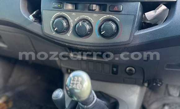Buy Used Toyota Hilux White Car in Maputo in Maputo Buy Used Toyota Hilux White Car in Maputo in Maputo