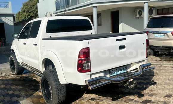 Buy Used Toyota Hilux White Car in Maputo in Maputo Buy Used Toyota Hilux White Car in Maputo in Maputo