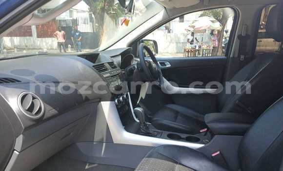 Comprar Usado Mazda BT-50 Azul Carro em Maputo em Maputo Comprar Usado Mazda BT-50 Azul Carro em Maputo em Maputo
