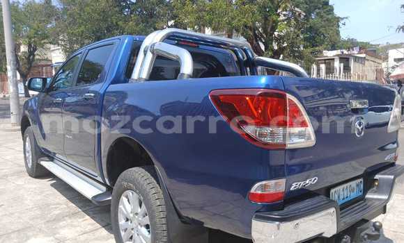 Comprar Usado Mazda BT-50 Azul Carro em Maputo em Maputo Comprar Usado Mazda BT-50 Azul Carro em Maputo em Maputo