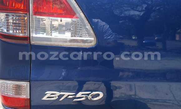 Comprar Usado Mazda BT-50 Azul Carro em Maputo em Maputo Comprar Usado Mazda BT-50 Azul Carro em Maputo em Maputo