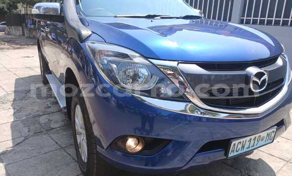 Comprar Usado Mazda BT-50 Azul Carro em Maputo em Maputo Comprar Usado Mazda BT-50 Azul Carro em Maputo em Maputo