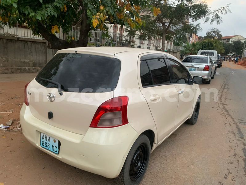 Big with watermark toyota vitz maputo maputo 29618