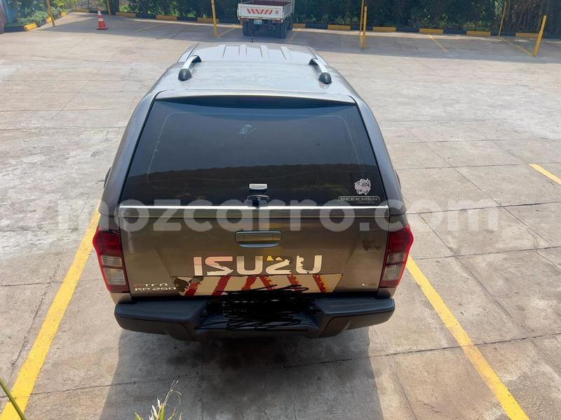 Big with watermark isuzu d max maputo maputo 29621