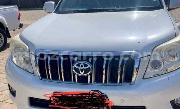 Nunua Ilio tumika Toyota Land Cruiser Prado Nyeupe Gari ndani ya Maputo nchini Maputo Nunua Ilio tumika Toyota Land Cruiser Prado Nyeupe Gari ndani ya Maputo nchini Maputo