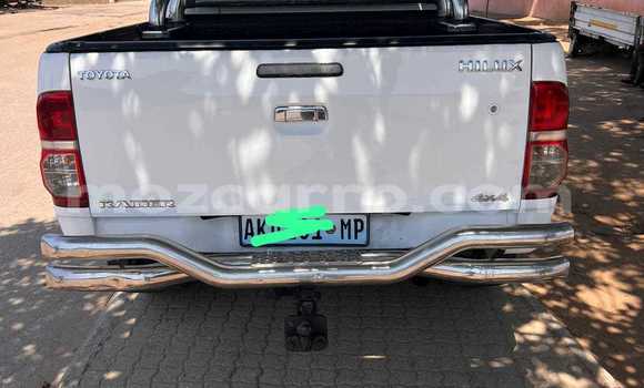 Buy Used Toyota Hilux White Car in Maputo in Maputo Buy Used Toyota Hilux White Car in Maputo in Maputo