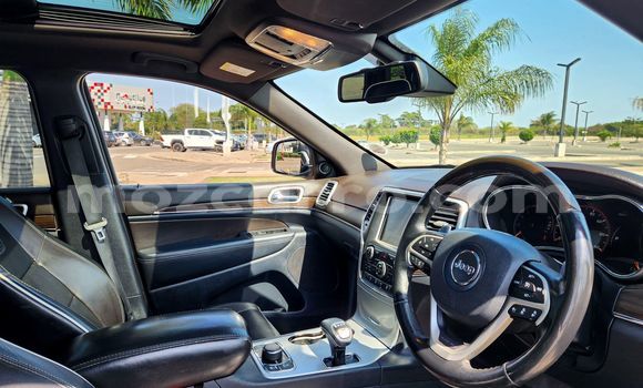 Comprar Novo Jeep Grand Cherokee Azul Carro em Maputo em Maputo Comprar Novo Jeep Grand Cherokee Azul Carro em Maputo em Maputo