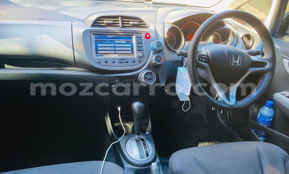 Nunua Ilio tumika Honda Fit Bluu Gari ndani ya Maputo nchini Maputo Nunua Ilio tumika Honda Fit Bluu Gari ndani ya Maputo nchini Maputo