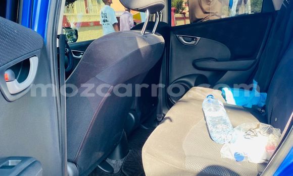 Nunua Ilio tumika Honda Fit Bluu Gari ndani ya Maputo nchini Maputo Nunua Ilio tumika Honda Fit Bluu Gari ndani ya Maputo nchini Maputo