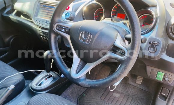 Nunua Ilio tumika Honda Fit Bluu Gari ndani ya Maputo nchini Maputo Nunua Ilio tumika Honda Fit Bluu Gari ndani ya Maputo nchini Maputo