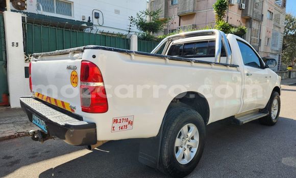Tenga Tsaru Toyota Hilux Chena Mota in Maputo in Maputo Tenga Tsaru Toyota Hilux Chena Mota in Maputo in Maputo