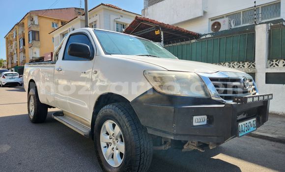 Tenga Tsaru Toyota Hilux Chena Mota in Maputo in Maputo Tenga Tsaru Toyota Hilux Chena Mota in Maputo in Maputo