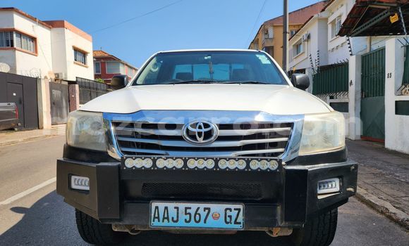 Tenga Tsaru Toyota Hilux Chena Mota in Maputo in Maputo Tenga Tsaru Toyota Hilux Chena Mota in Maputo in Maputo