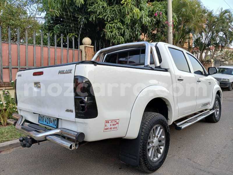 Big with watermark toyota hilux maputo maputo 29637