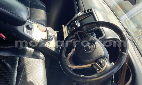 Buy Used Jeep Grand Cherokee Brown Car in Maputo in Maputo Buy Used Jeep Grand Cherokee Brown Car in Maputo in Maputo