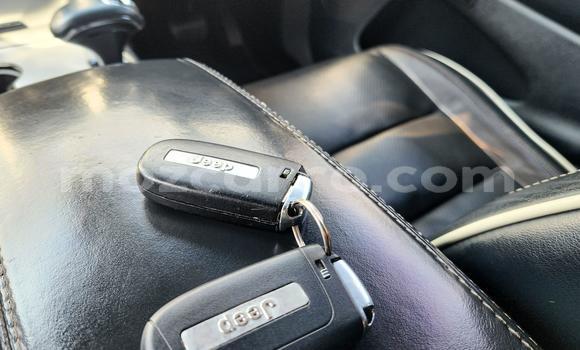 Nunua Ilio tumika Jeep Cherokee Nyingine Gari ndani ya Maputo nchini Maputo Nunua Ilio tumika Jeep Cherokee Nyingine Gari ndani ya Maputo nchini Maputo