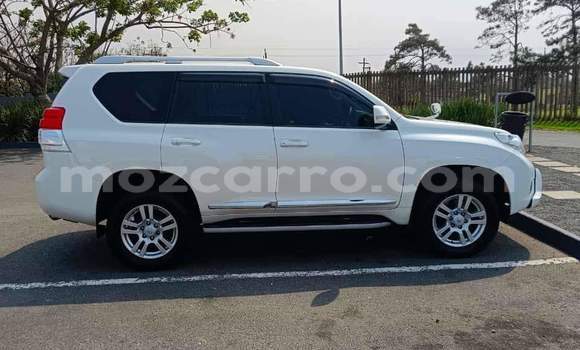 Comprar Novo Toyota Land Cruiser Prado Branco Carro em Maputo em Maputo Comprar Novo Toyota Land Cruiser Prado Branco Carro em Maputo em Maputo