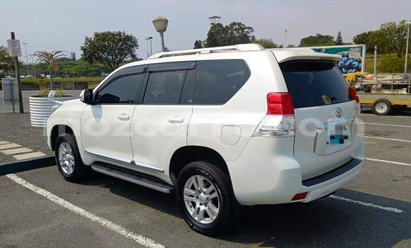 Comprar Novo Toyota Land Cruiser Prado Branco Carro em Maputo em Maputo Comprar Novo Toyota Land Cruiser Prado Branco Carro em Maputo em Maputo