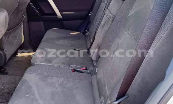 Comprar Novo Toyota Land Cruiser Prado Branco Carro em Maputo em Maputo Comprar Novo Toyota Land Cruiser Prado Branco Carro em Maputo em Maputo