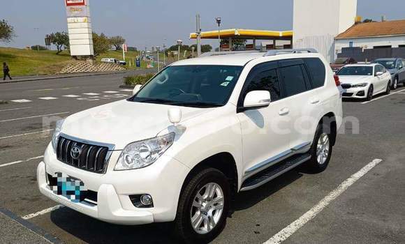 Comprar Novo Toyota Land Cruiser Prado Branco Carro em Maputo em Maputo Comprar Novo Toyota Land Cruiser Prado Branco Carro em Maputo em Maputo