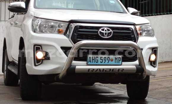 Buy Used Toyota Hilux White Car in Maputo in Maputo Buy Used Toyota Hilux White Car in Maputo in Maputo
