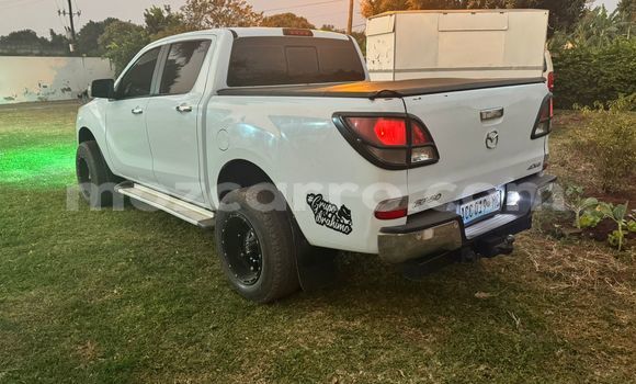 Tenga Tsaru Mazda BT-50 Chena Mota in Maputo in Maputo Tenga Tsaru Mazda BT-50 Chena Mota in Maputo in Maputo