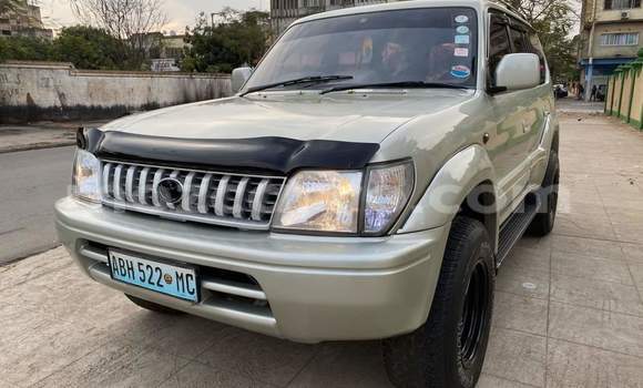 Nunua Ilio tumika Toyota Land Cruiser Prado Nyingine Gari ndani ya Maputo nchini Maputo Nunua Ilio tumika Toyota Land Cruiser Prado Nyingine Gari ndani ya Maputo nchini Maputo