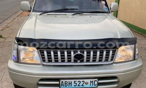 Nunua Ilio tumika Toyota Land Cruiser Prado Nyingine Gari ndani ya Maputo nchini Maputo Nunua Ilio tumika Toyota Land Cruiser Prado Nyingine Gari ndani ya Maputo nchini Maputo