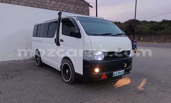 Buy Used Toyota Hiace White Car in Maputo in Maputo Buy Used Toyota Hiace White Car in Maputo in Maputo