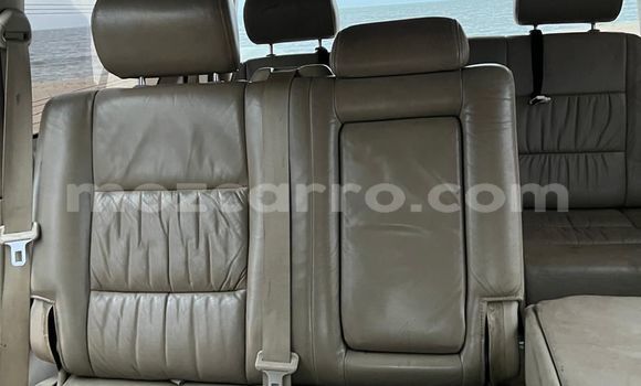 Buy Used Toyota Land Cruiser Prado White Car in Maputo in Maputo Buy Used Toyota Land Cruiser Prado White Car in Maputo in Maputo