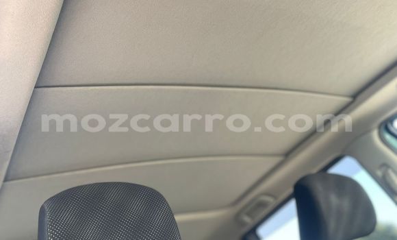 Comprar Usado Toyota Ractis Verde Carro em Maputo em Maputo Comprar Usado Toyota Ractis Verde Carro em Maputo em Maputo