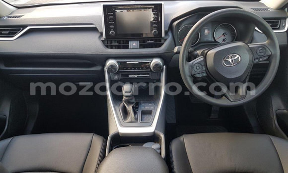 Nunua Ilio tumika Toyota RAV4 Nyingine Gari ndani ya Maputo nchini Maputo Nunua Ilio tumika Toyota RAV4 Nyingine Gari ndani ya Maputo nchini Maputo