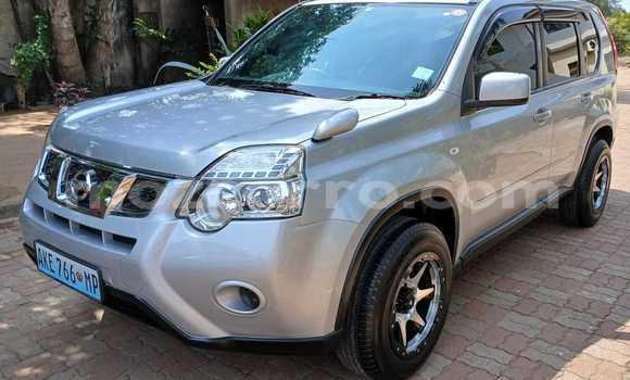 Comprar Usado Nissan X-Trail Prata Carro em Maputo em Maputo Comprar Usado Nissan X-Trail Prata Carro em Maputo em Maputo