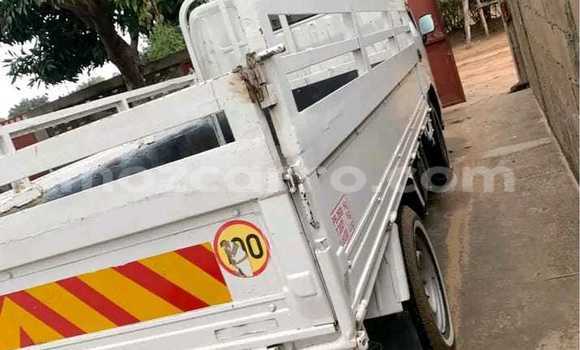 Comprar Usado Toyota Dyna Branco Carro em Maputo em Maputo Comprar Usado Toyota Dyna Branco Carro em Maputo em Maputo