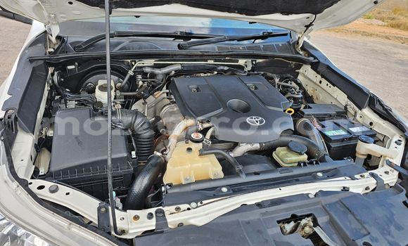 Comprar Usado Toyota Hilux Branco Carro em Maputo em Maputo Comprar Usado Toyota Hilux Branco Carro em Maputo em Maputo