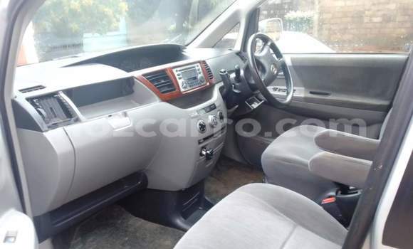 Comprar Usado Toyota Noah De outros Carro em Maputo em Maputo Comprar Usado Toyota Noah De outros Carro em Maputo em Maputo