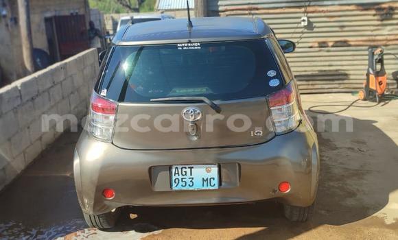 Nunua Ilio tumika Toyota iQ Brown Gari ndani ya Maputo nchini Maputo Nunua Ilio tumika Toyota iQ Brown Gari ndani ya Maputo nchini Maputo