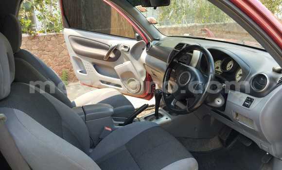 Nunua Ilio tumika Toyota RAV4 Nyingine Gari ndani ya Maputo nchini Maputo Nunua Ilio tumika Toyota RAV4 Nyingine Gari ndani ya Maputo nchini Maputo