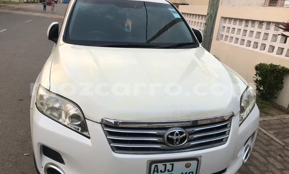 Nunua Ilio tumika Toyota Vanguard Nyeupe Gari ndani ya Maputo nchini Maputo Nunua Ilio tumika Toyota Vanguard Nyeupe Gari ndani ya Maputo nchini Maputo