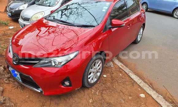 Comprar Usado Toyota Auris Vermelho Carro em Maputo em Maputo Comprar Usado Toyota Auris Vermelho Carro em Maputo em Maputo