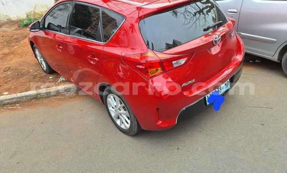Comprar Usado Toyota Auris Vermelho Carro em Maputo em Maputo Comprar Usado Toyota Auris Vermelho Carro em Maputo em Maputo