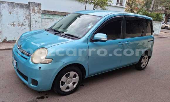 Nunua Ilio tumika Toyota Sienta Bluu Gari ndani ya Maputo nchini Maputo Nunua Ilio tumika Toyota Sienta Bluu Gari ndani ya Maputo nchini Maputo