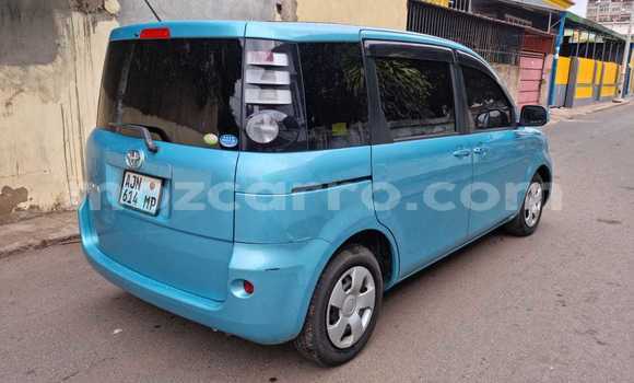 Nunua Ilio tumika Toyota Sienta Bluu Gari ndani ya Maputo nchini Maputo Nunua Ilio tumika Toyota Sienta Bluu Gari ndani ya Maputo nchini Maputo