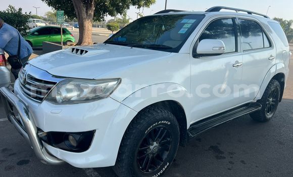 Comprar Usado Toyota Fortuner Branco Carro em Maputo em Maputo Comprar Usado Toyota Fortuner Branco Carro em Maputo em Maputo