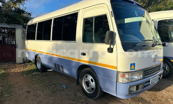 Tenga Tsaru Toyota Hiace Bhuruu Mota in Maputo in Maputo Tenga Tsaru Toyota Hiace Bhuruu Mota in Maputo in Maputo