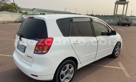 Comprar Usado Toyota Spacio Branco Carro em Maputo em Maputo Comprar Usado Toyota Spacio Branco Carro em Maputo em Maputo