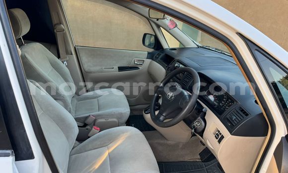 Comprar Usado Toyota Spacio Branco Carro em Maputo em Maputo Comprar Usado Toyota Spacio Branco Carro em Maputo em Maputo
