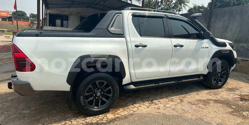 Big with watermark toyota hiluxe revo maputo maputo 29720