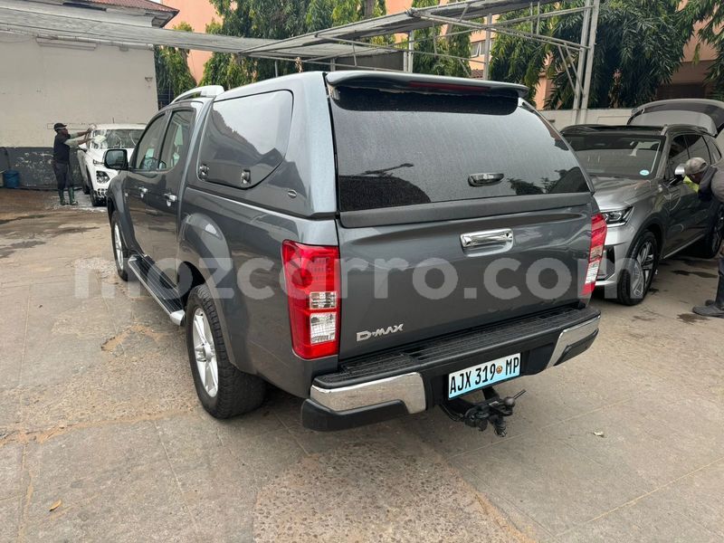 Big with watermark isuzu d max maputo maputo 29727